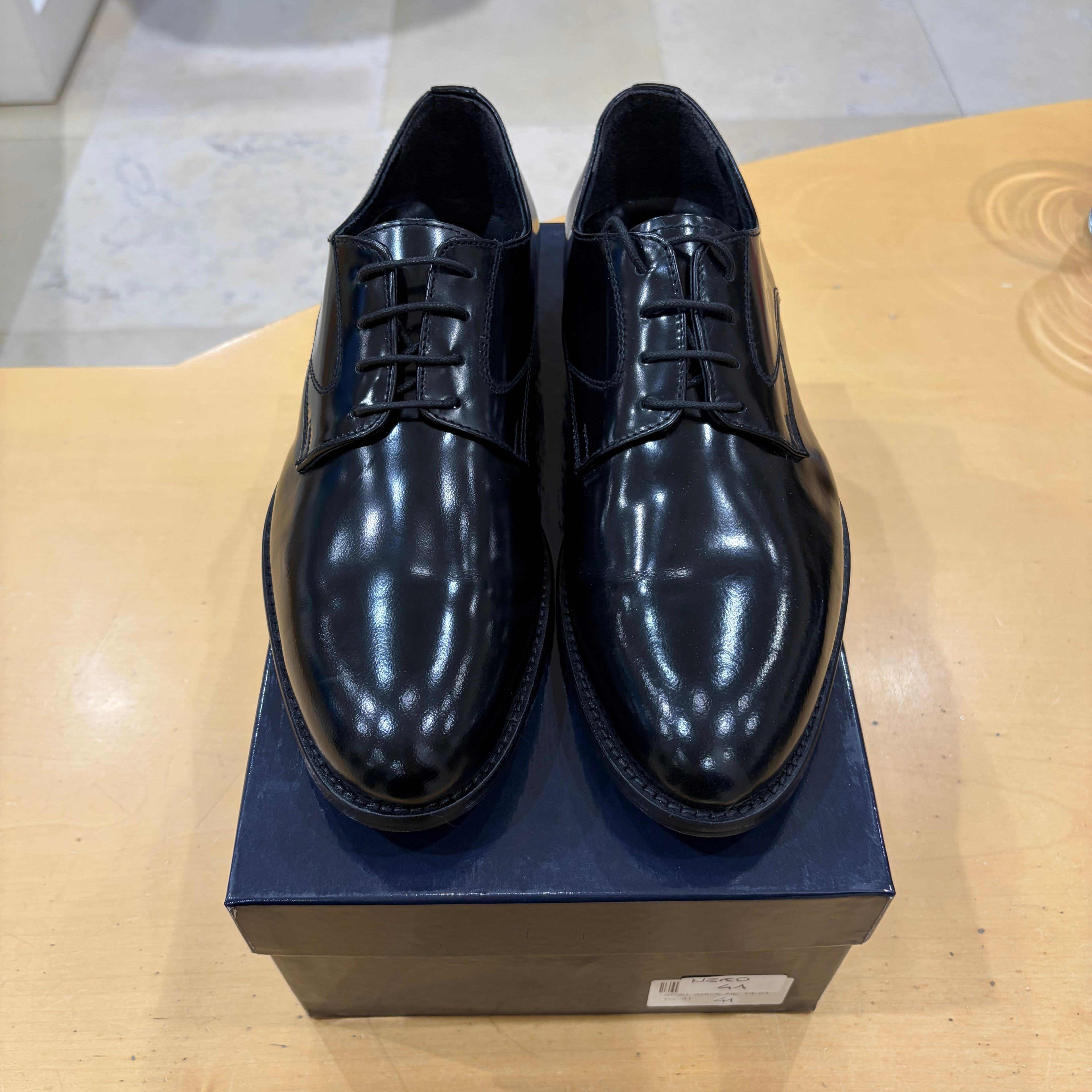 Scarpa elegante basica nera